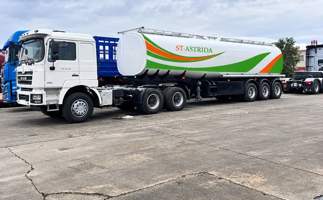 ST·ASTRIDA tanker truck and trailer